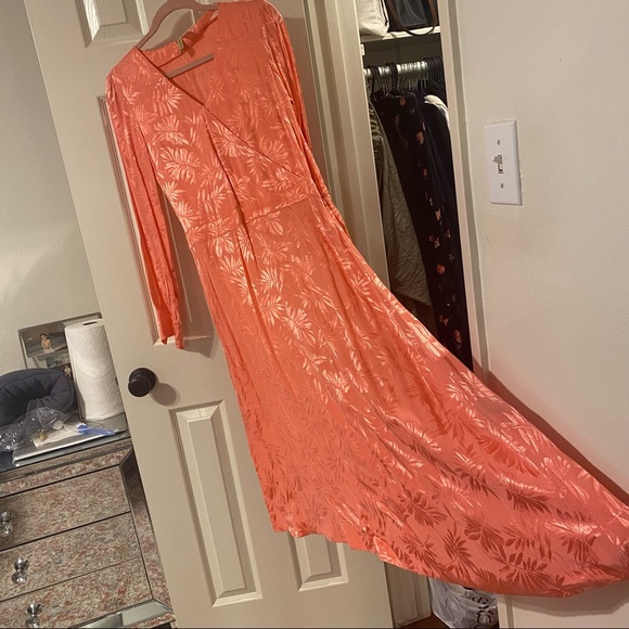 Pink Midi Dress - Picture 2 of 2